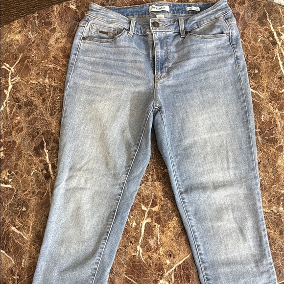 Nine West Light Blue Women's Crop Jeans - Picture 2 of 8